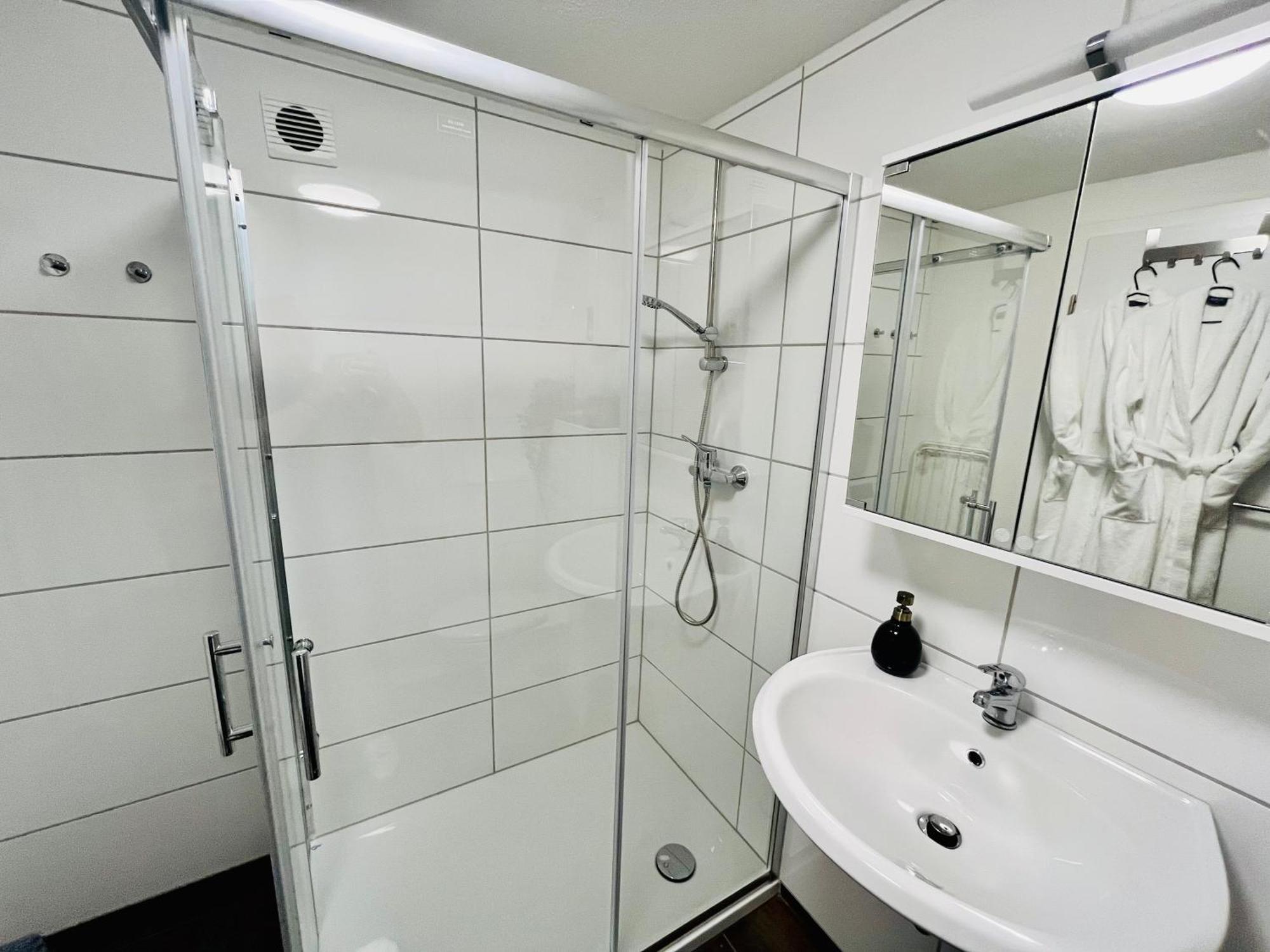 Aycatcherhomes - Top Lage I Zentral I Altstadt Marburg I Naehe Fluss Lahn I Wlan I Parterre Boutique Apartment Orion Exterior photo